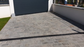 Constructeur haut de gamme allee paves garage