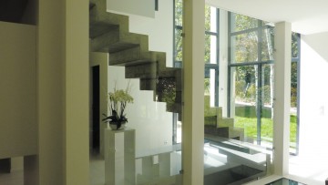 maison escalier sur mesure verriere cremaillere